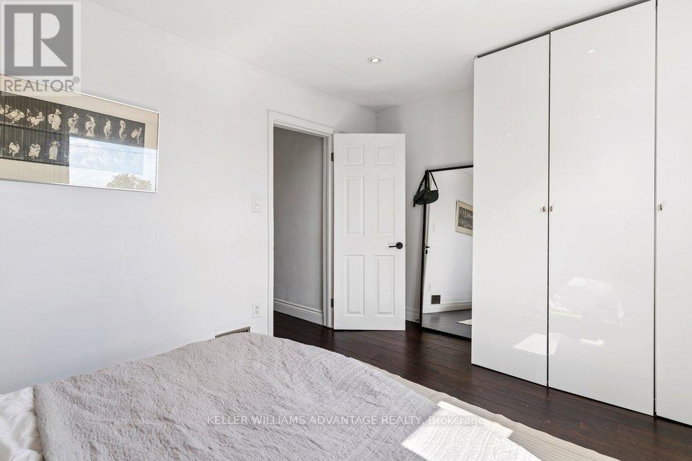 203 Blackthorn Avenue, Toronto, Ontario  M6N 3H7 - Photo 34 - W13449774