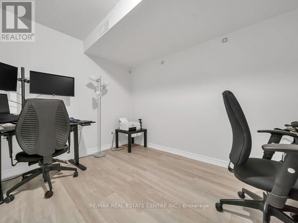 198 Duskywing Way, Oakville, Ontario  L6L 6X4 - Photo 44 - W13449780