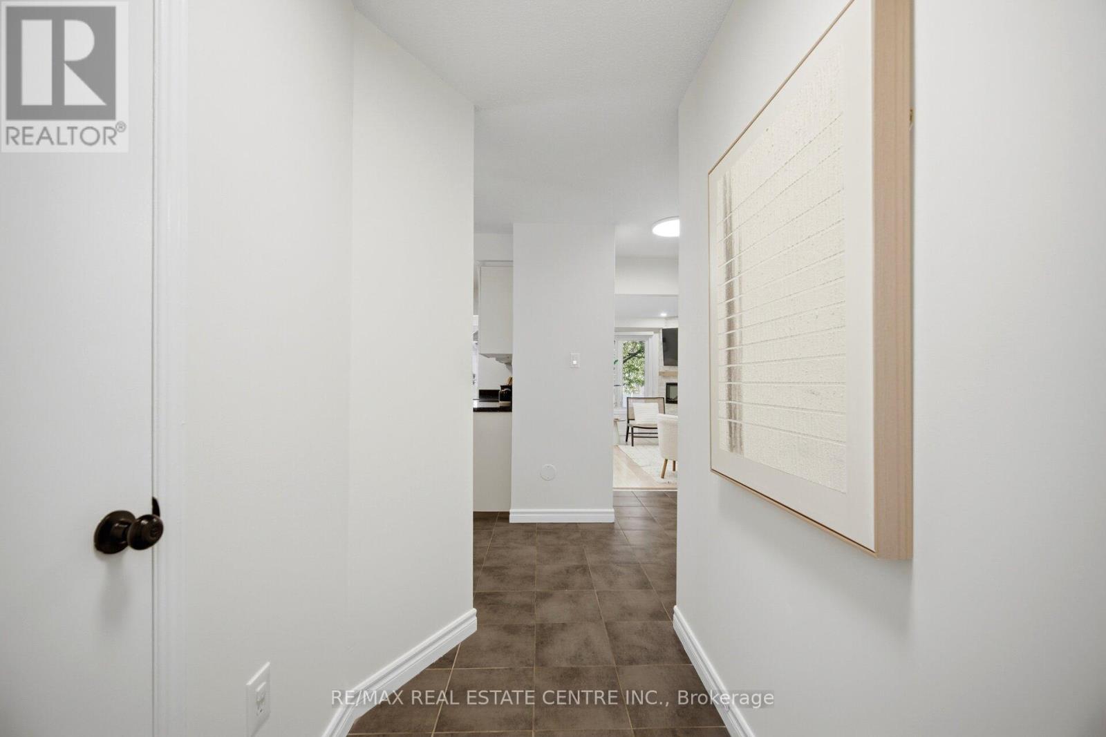 37 - 35 Ceremonial Drive, Mississauga, Ontario  L5R 3G6 - Photo 6 - W13449820
