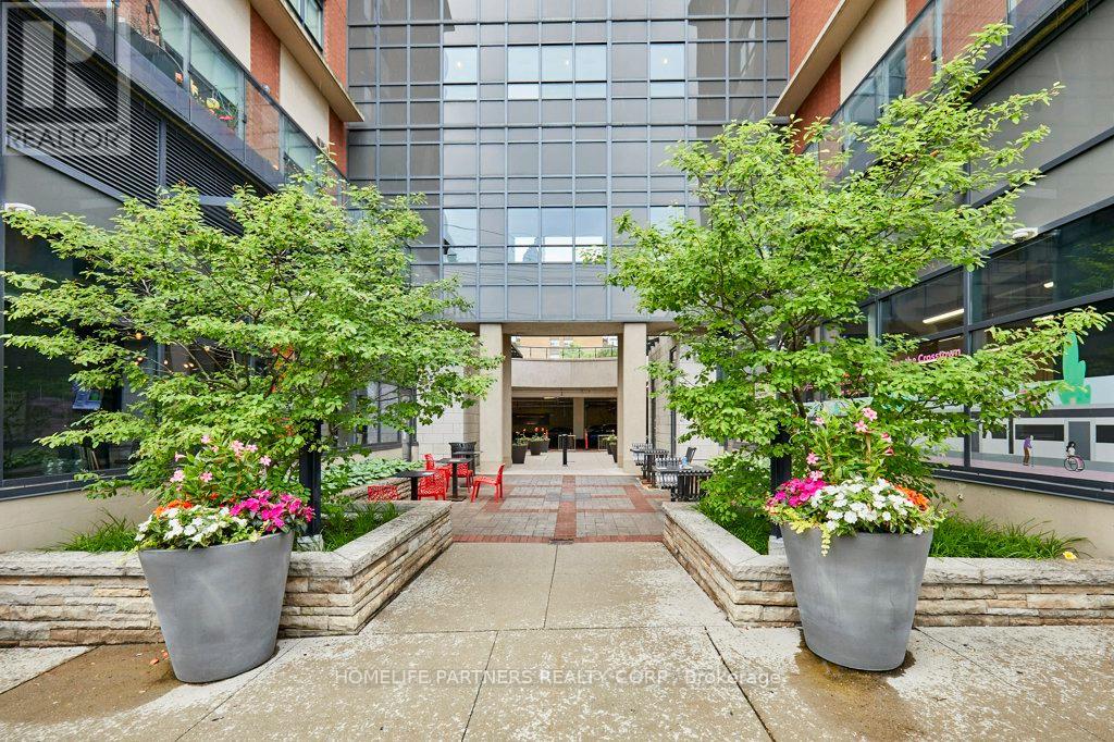 601 - 35 FONTENAY COURT, Toronto, Ontario