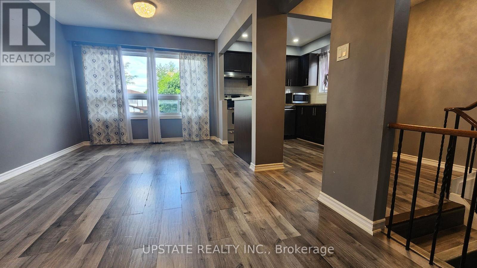 217 Kingswood Drive, Brampton, Ontario  L6V 3B2 - Photo 7 - W13449832