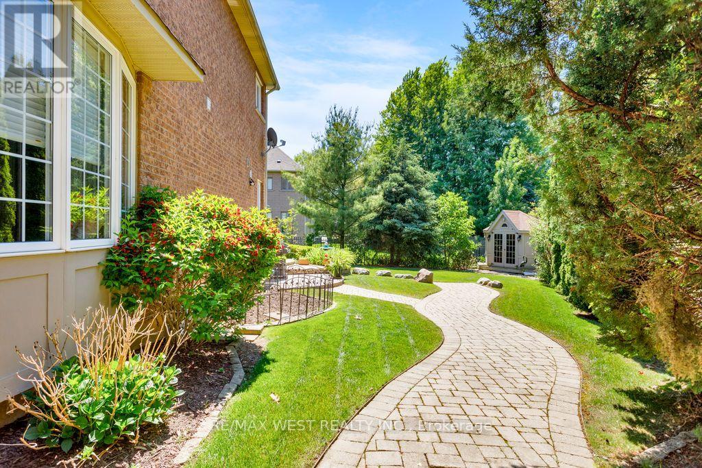 3338 Fox Run Circle, Oakville, Ontario  L6L 6W4 - Photo 10 - W13449834
