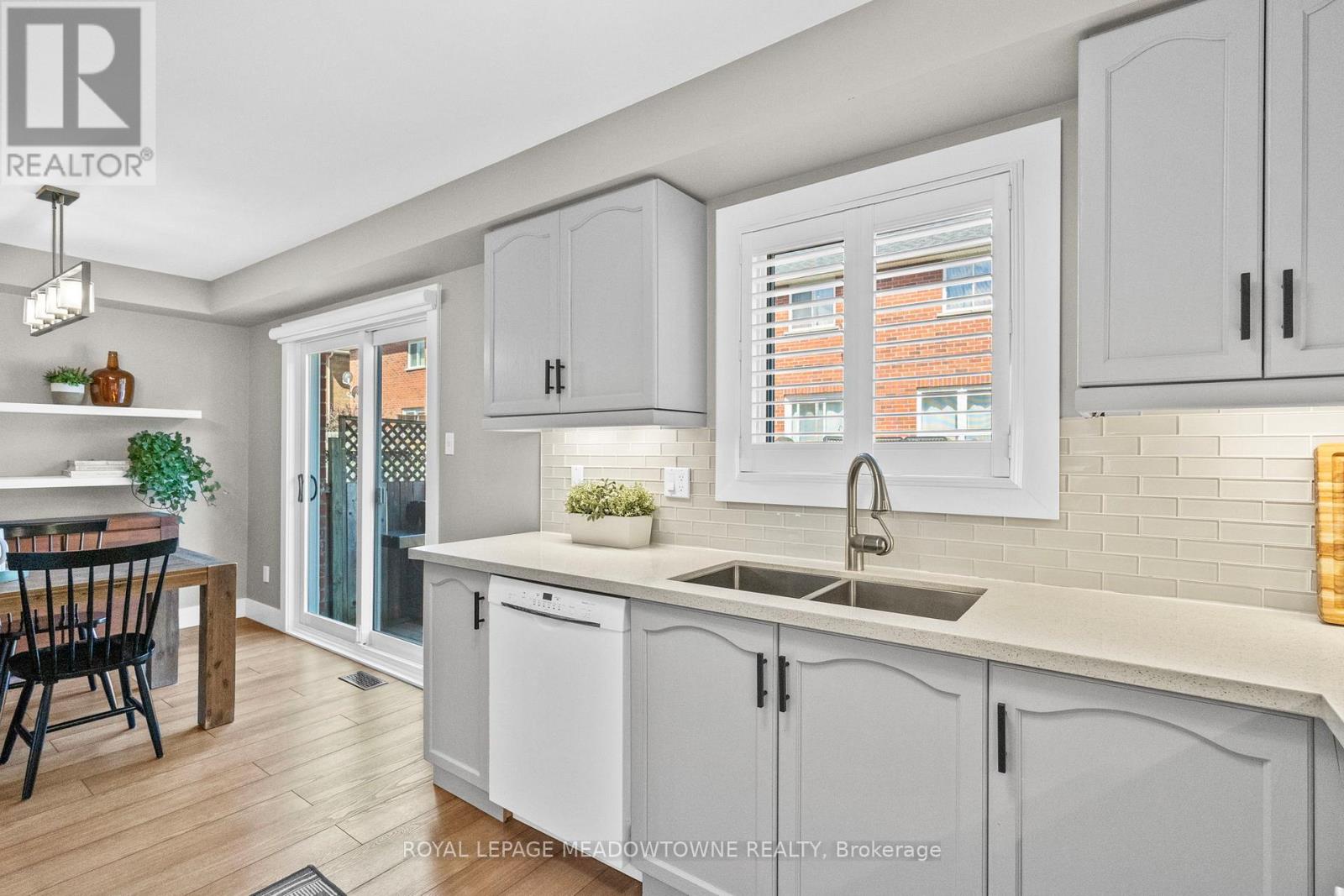 58 Dawson Crescent, Milton, Ontario  L9T 5H9 - Photo 12 - W13449858