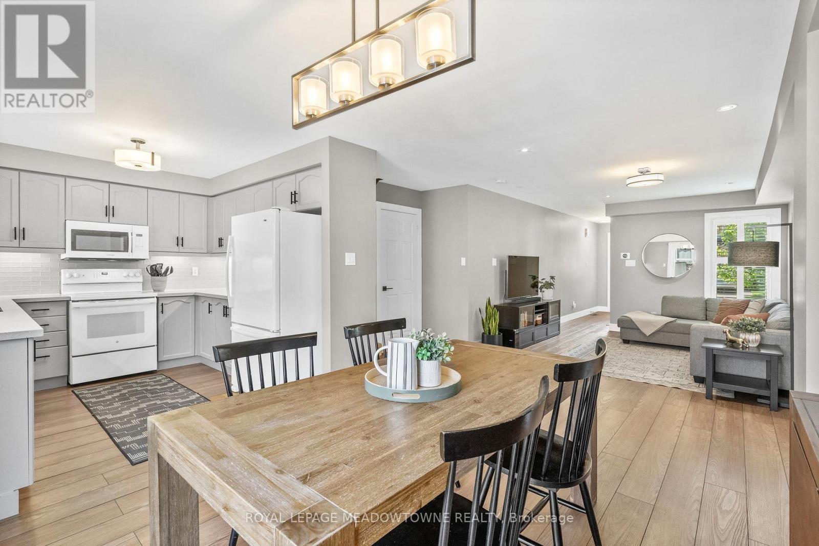 58 Dawson Crescent, Milton, Ontario  L9T 5H9 - Photo 8 - W13449858