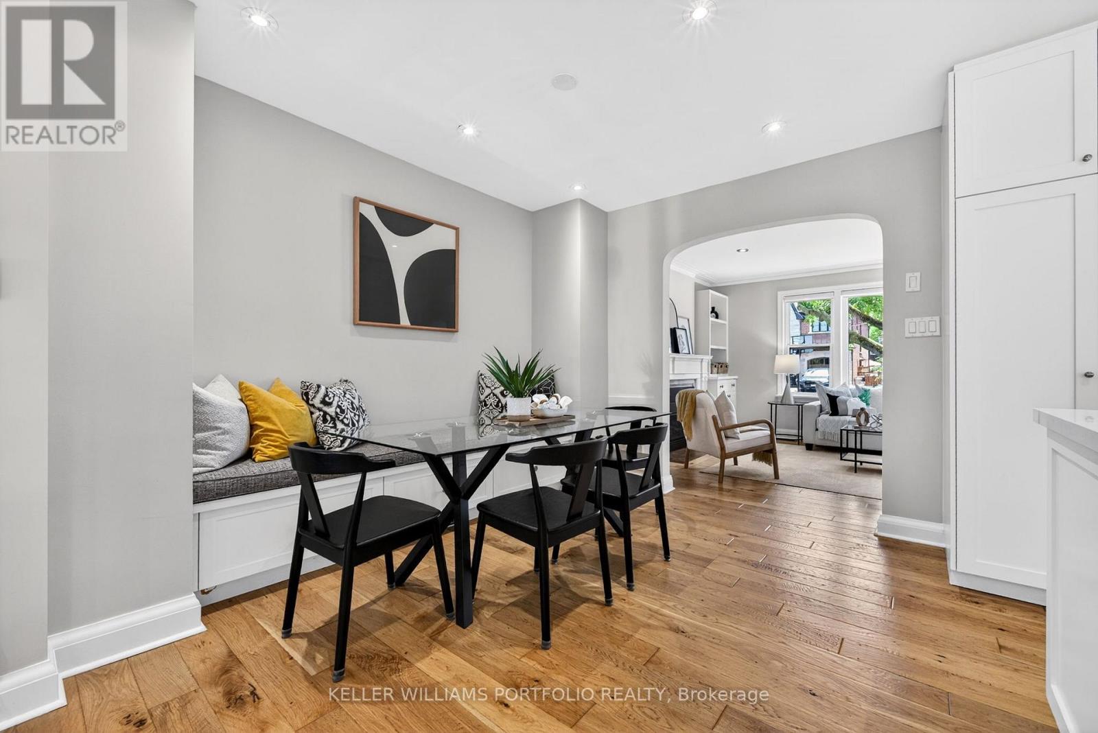 12 Glenaden Avenue E, Toronto, Ontario  M8Y 2L3 - Photo 13 - W13449916