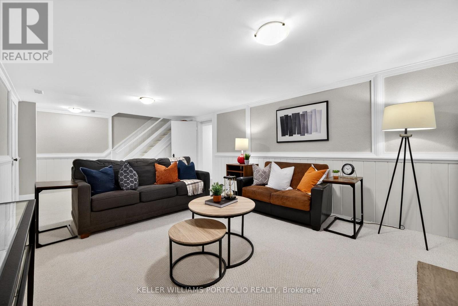 12 Glenaden Avenue E, Toronto, Ontario  M8Y 2L3 - Photo 32 - W13449916