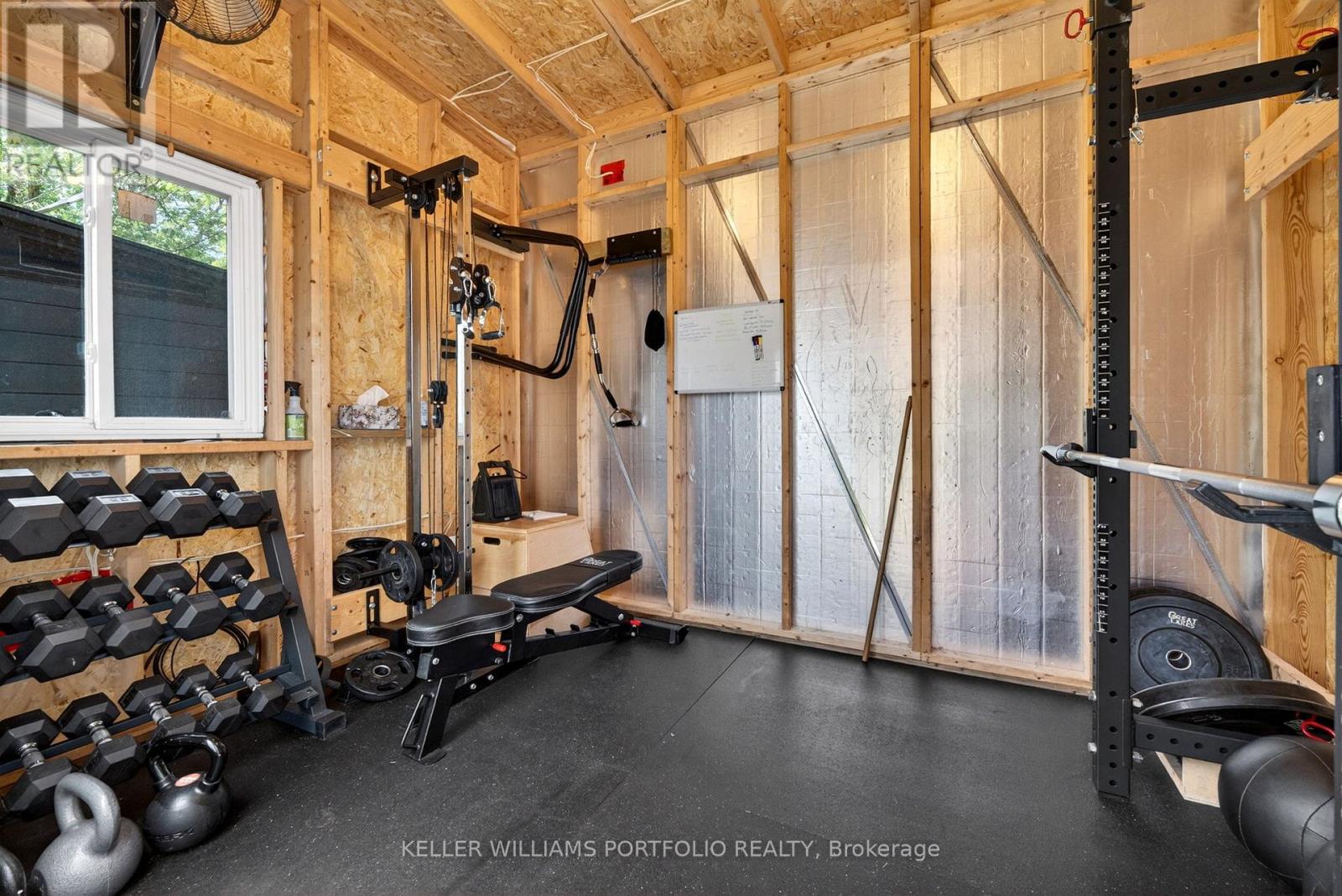12 Glenaden Avenue E, Toronto, Ontario  M8Y 2L3 - Photo 43 - W13449916