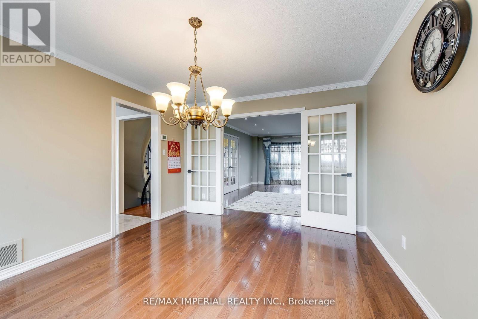 2800 Huntingdon Trail S, Oakville, Ontario  L6J 6Y4 - Photo 10 - W13449930