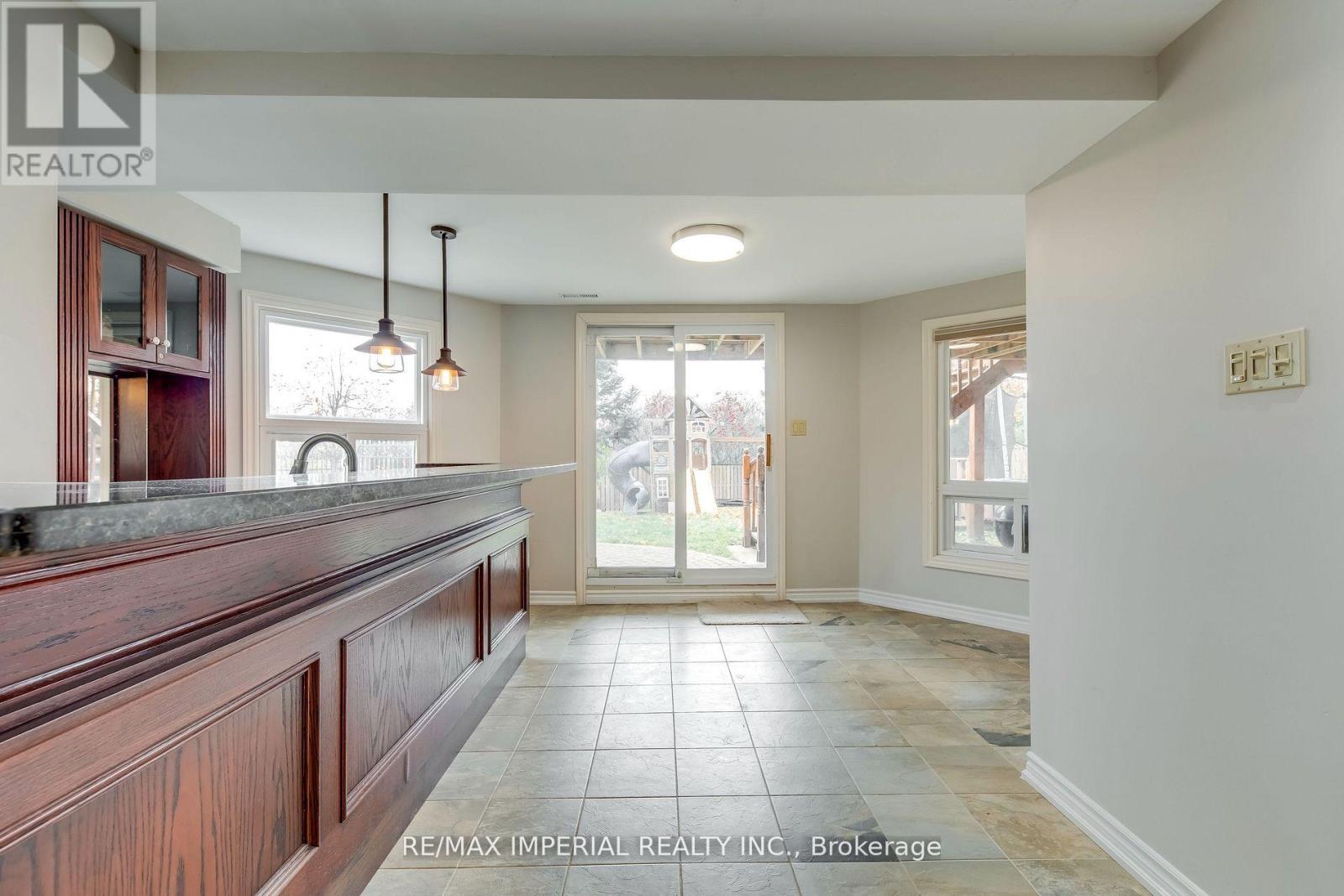 2800 Huntingdon Trail S, Oakville, Ontario  L6J 6Y4 - Photo 24 - W13449930