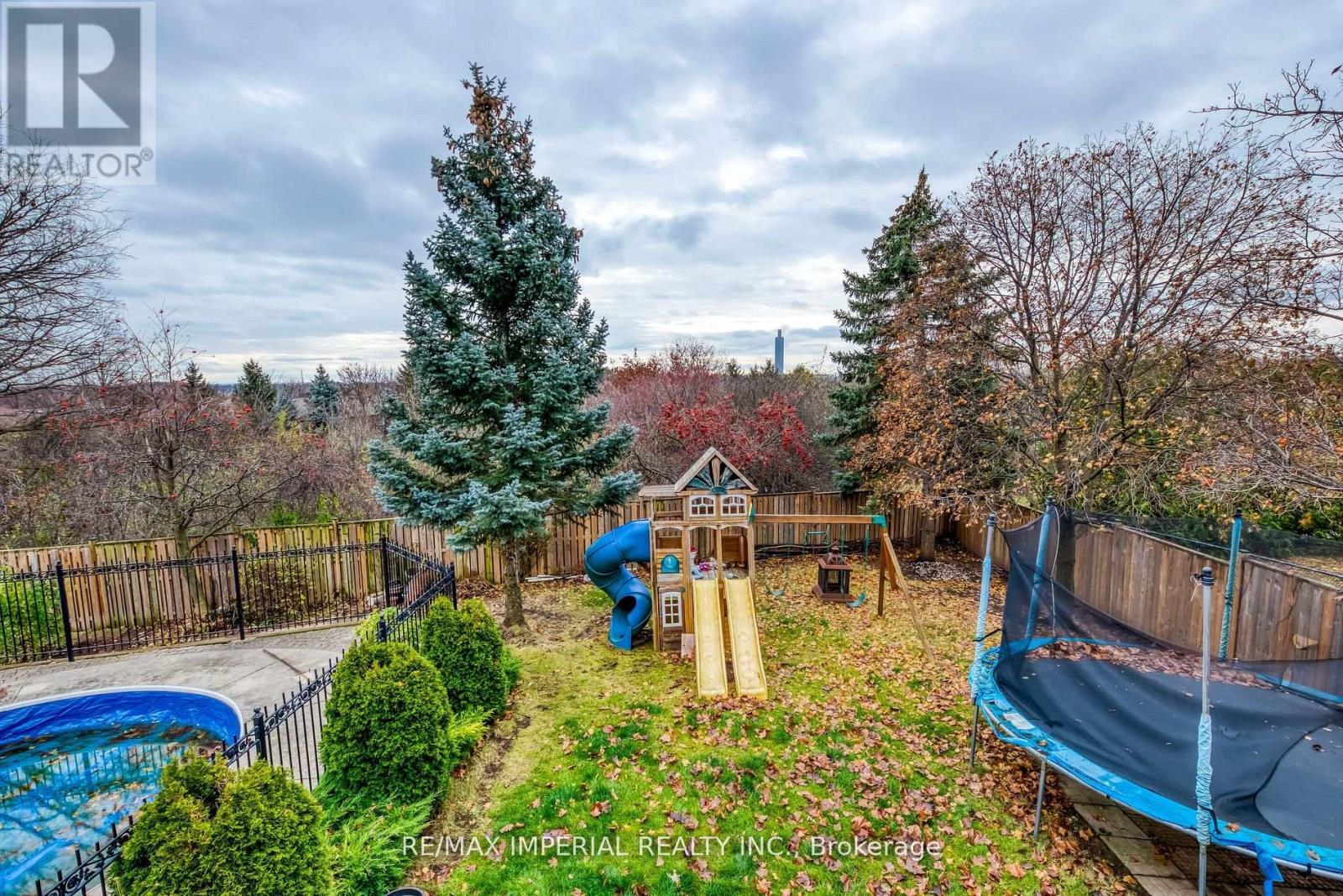 2800 Huntingdon Trail S, Oakville, Ontario  L6J 6Y4 - Photo 28 - W13449930