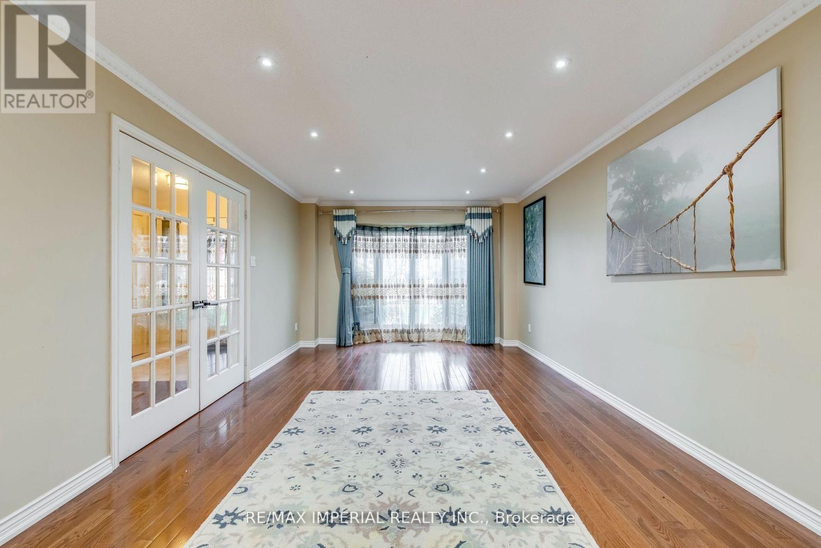 2800 Huntingdon Trail S, Oakville, Ontario  L6J 6Y4 - Photo 5 - W13449930