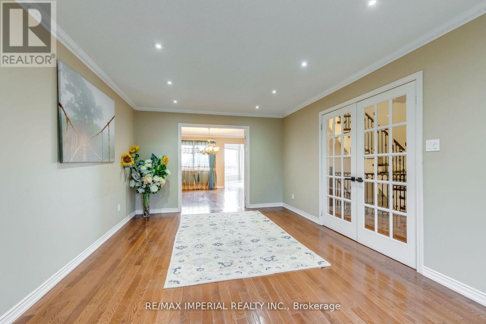 2800 Huntingdon Trail S, Oakville, Ontario  L6J 6Y4 - Photo 6 - W13449930