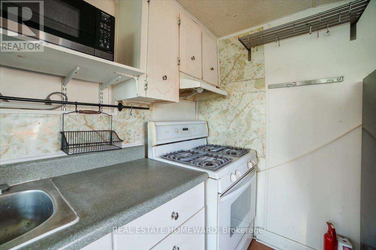 2nd Flr - 697 Dupont Street, Toronto, Ontario  M6G 1Z5 - Photo 10 - W13449948