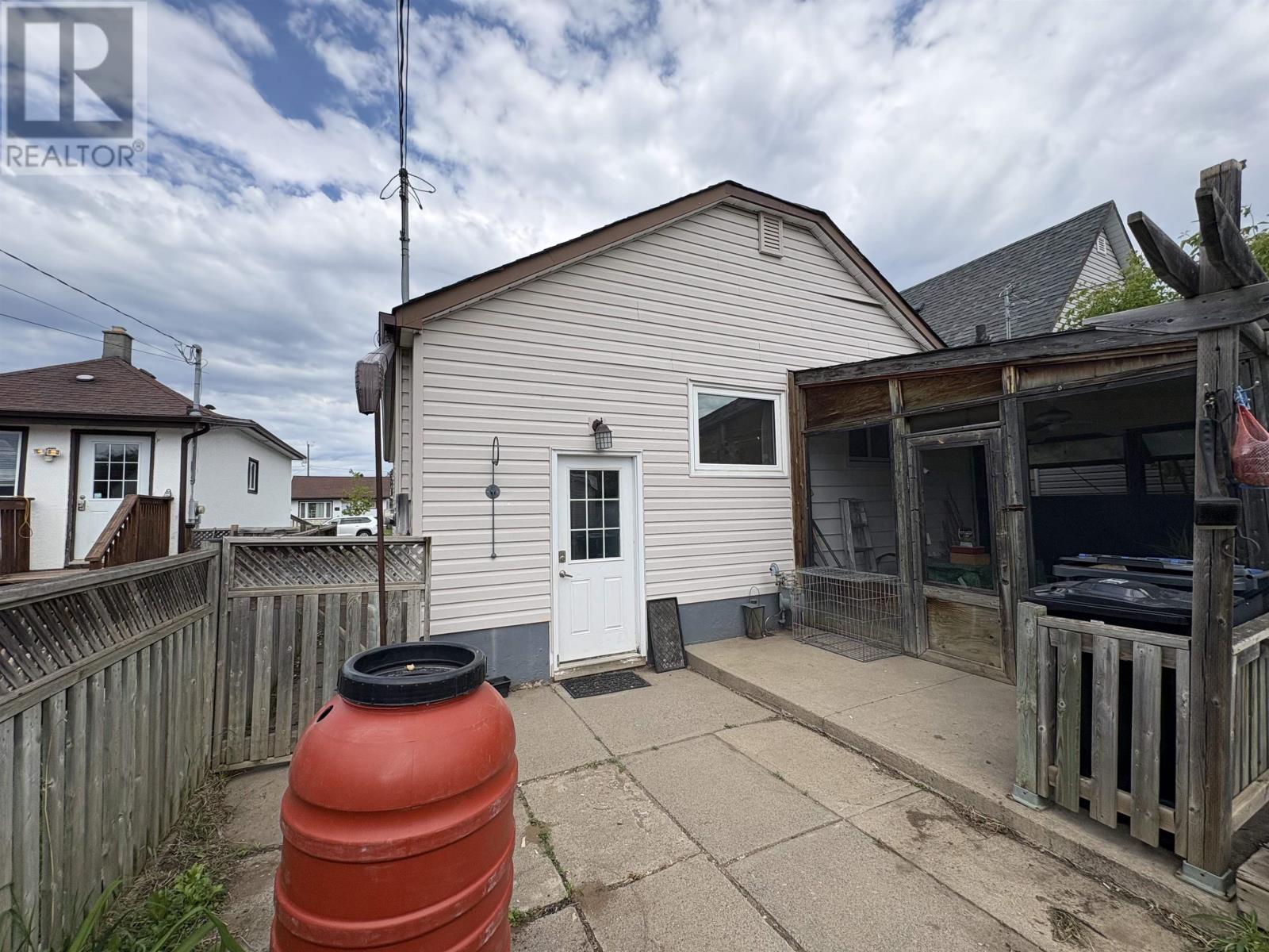 460 Mary St, Thunder Bay, Ontario  P7E 4K3 - Photo 17 - TB2601524