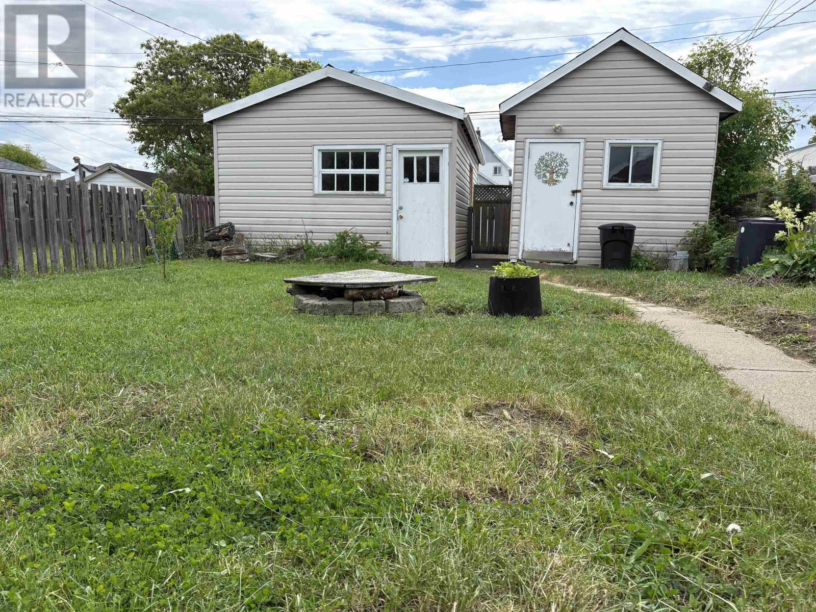 460 Mary St, Thunder Bay, Ontario  P7E 4K3 - Photo 2 - TB2601524