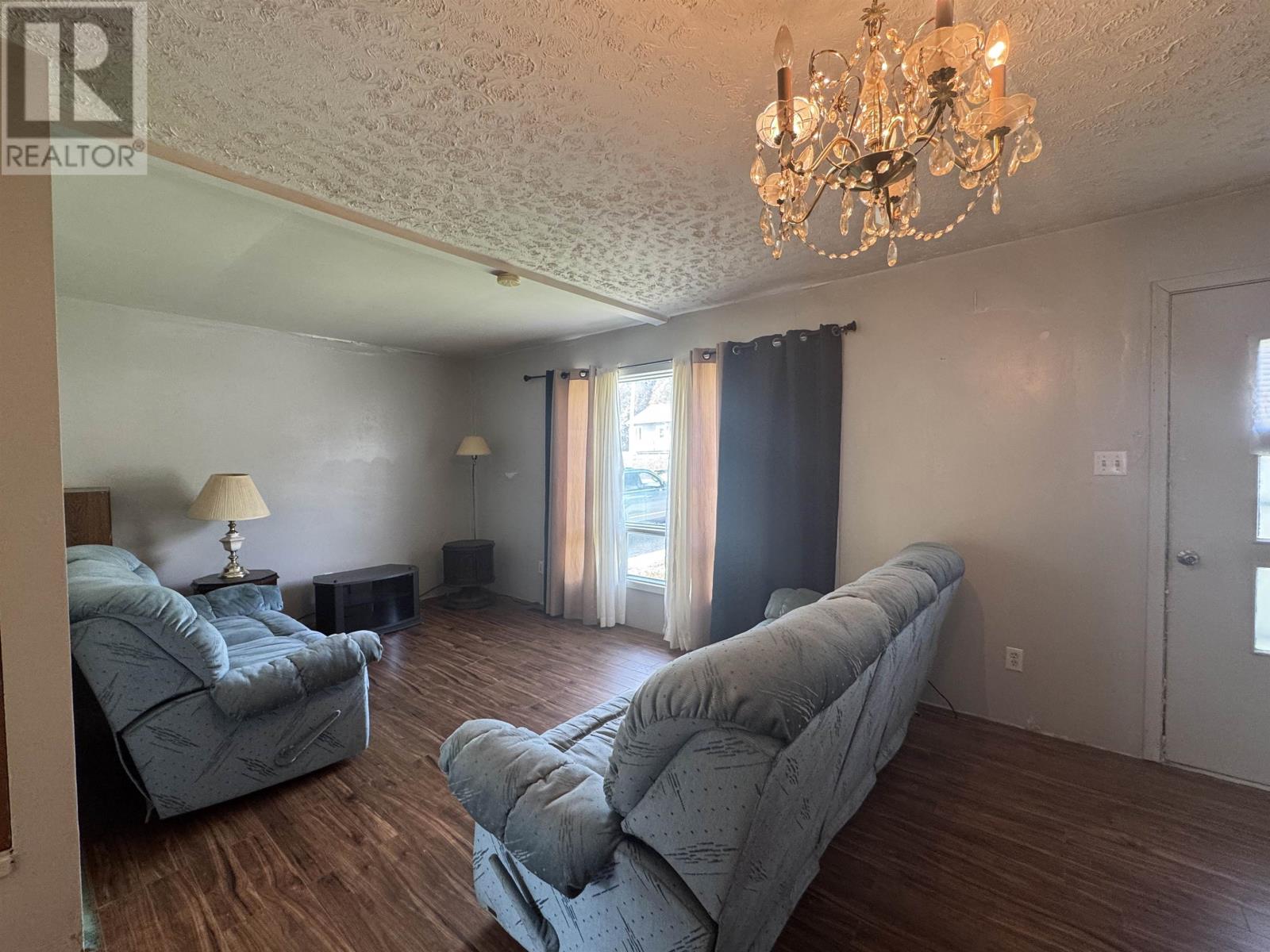 28 Warbler Drive, Manitouwadge, Ontario  P0T 2C0 - Photo 7 - TB2601529
