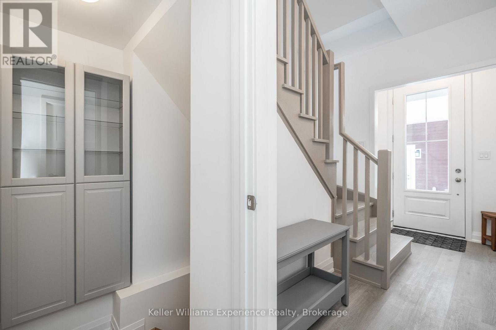 24 Danielle Crescent, Midland, Ontario  L4R 0H3 - Photo 4 - S13450066