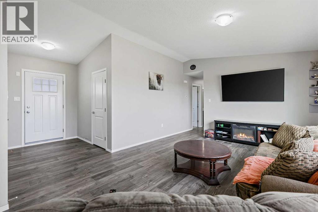 241003 Range Road 235, Rural Wheatland County, Alberta  T1P 2B5 - Photo 11 - A2314185