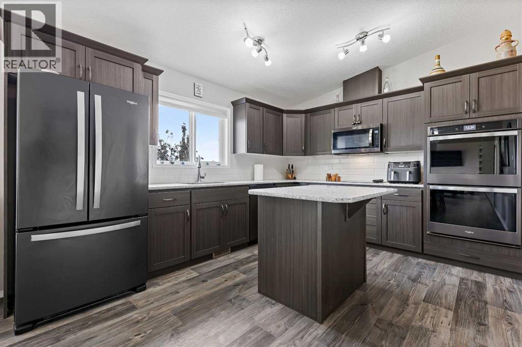 241003 Range Road 235, Rural Wheatland County, Alberta  T1P 2B5 - Photo 14 - A2314185