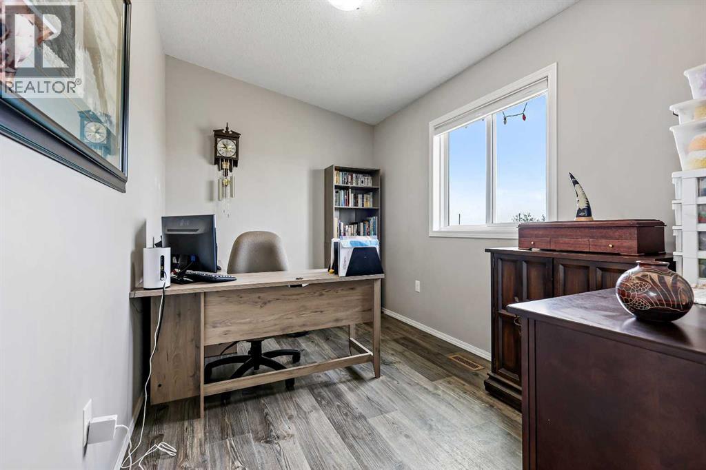 241003 Range Road 235, Rural Wheatland County, Alberta  T1P 2B5 - Photo 8 - A2314185