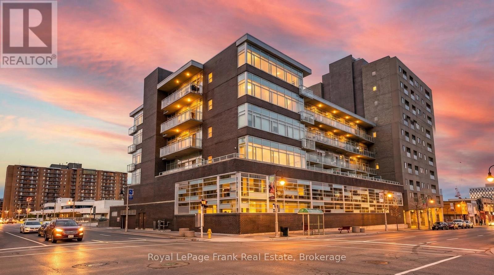 306 - 44 BOND STREET W, Oshawa, Ontario