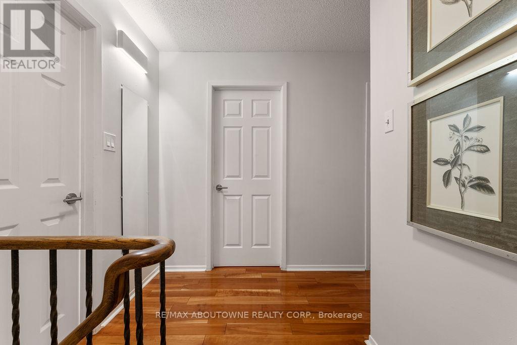 161 Riverview Street, Oakville, Ontario  L6L 5S2 - Photo 13 - W13024698
