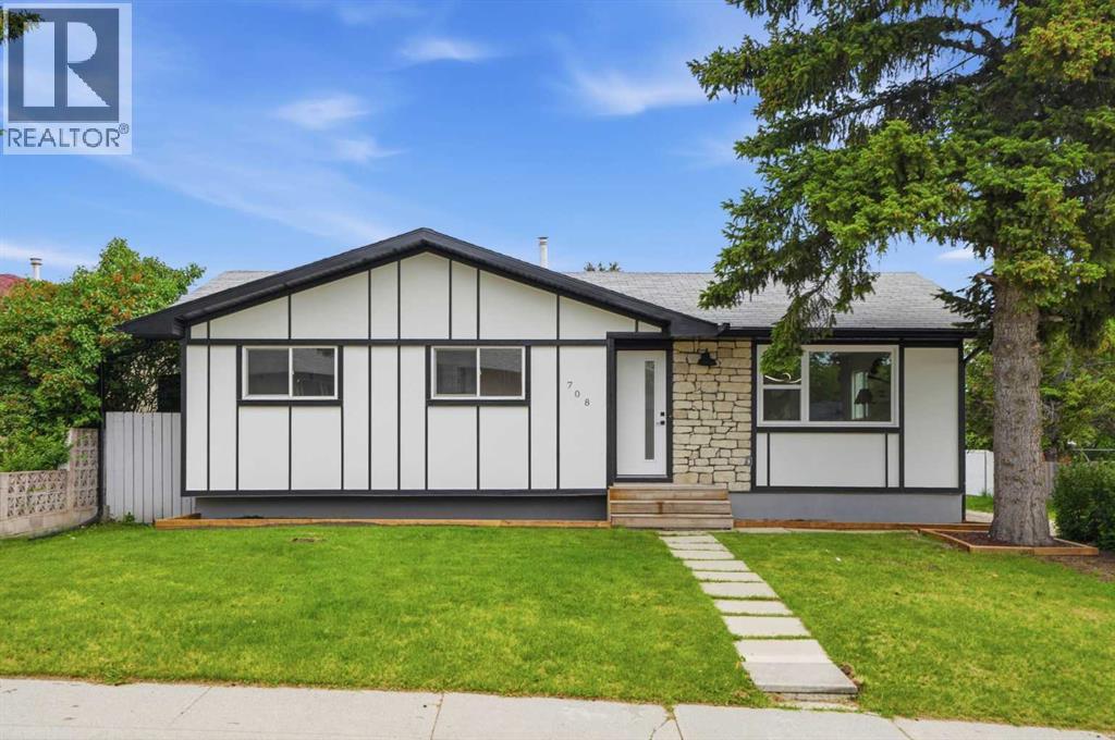 708 Sacramento Place Sw, Calgary, Alberta  T2W 0R5 - Photo 1 - A2320588