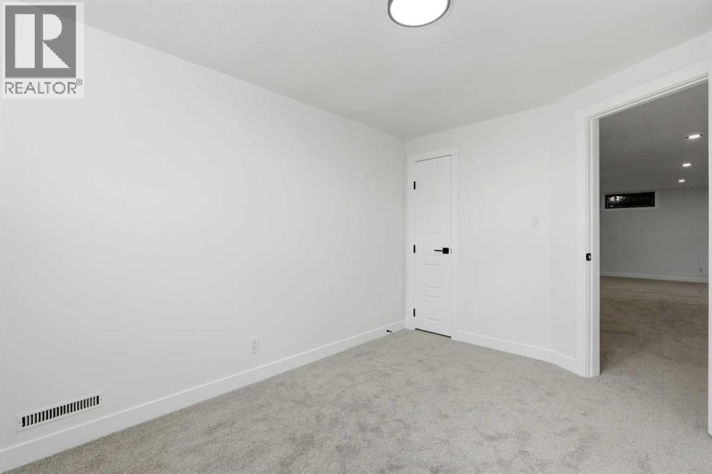 708 Sacramento Place Sw, Calgary, Alberta  T2W 0R5 - Photo 29 - A2320588