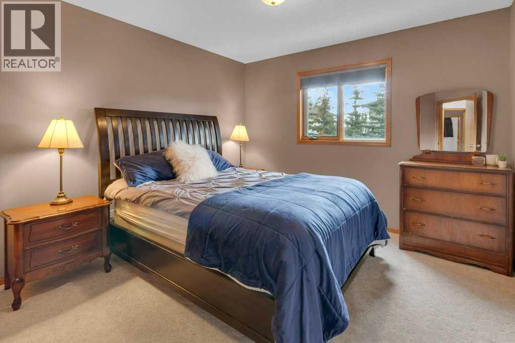 116 West Terrace Point, Cochrane, Alberta  T4C 1R6 - Photo 23 - A2320830