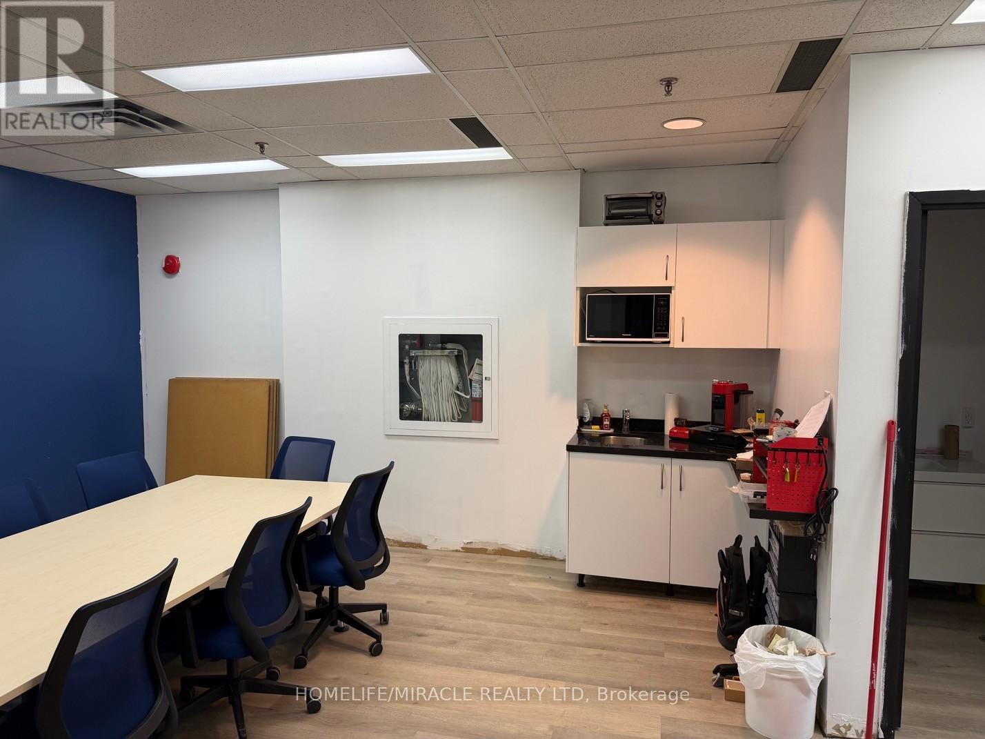 31 - 2800 Skymark Avenue, Mississauga, Ontario  L4W 5A6 - Photo 6 - W13449472