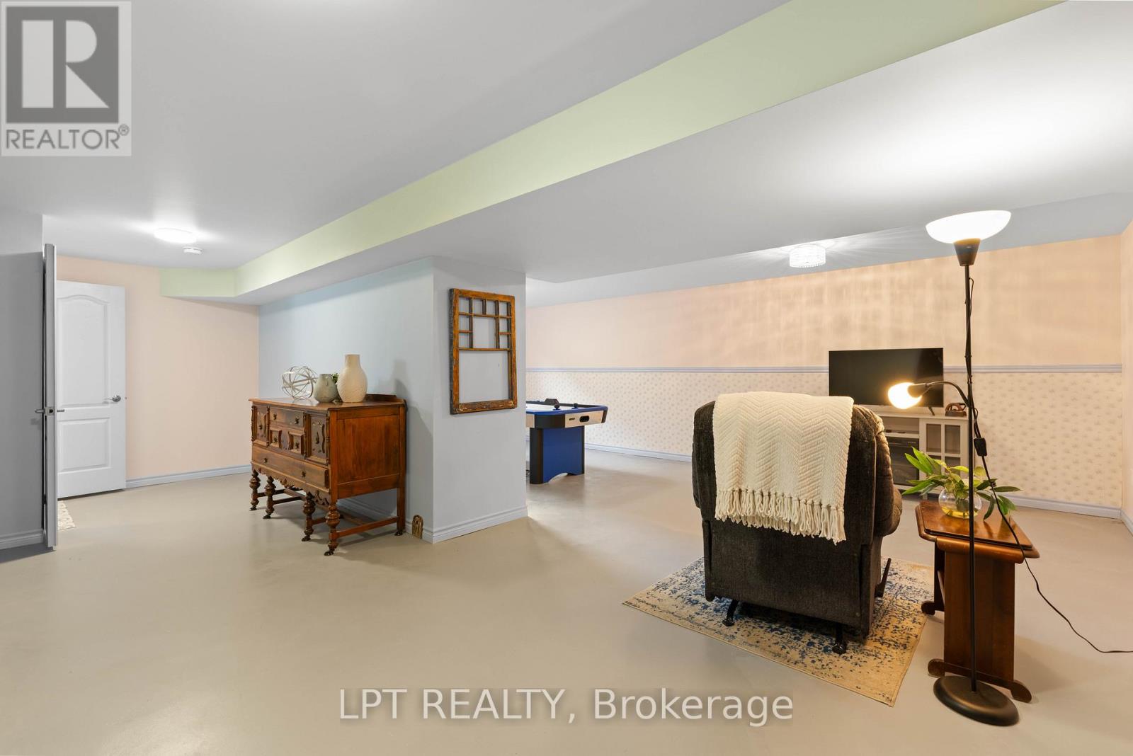 40 Gee Crescent, Kawartha Lakes, Ontario  K9V 0G9 - Photo 24 - X13449578