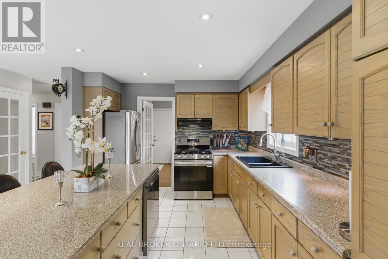 107 Rose Bridge Crescent, Cambridge, Ontario  N3C 3Z2 - Photo 18 - X13449626