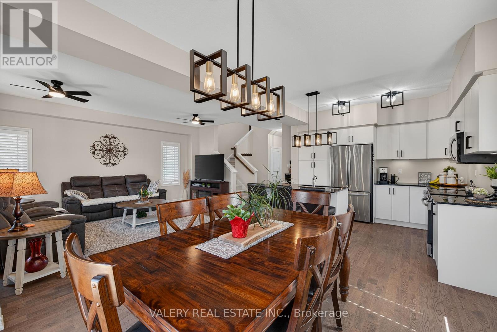 109 Ballantyne Avenue, North Perth, Ontario  N0G 1B0 - Photo 13 - X13449732