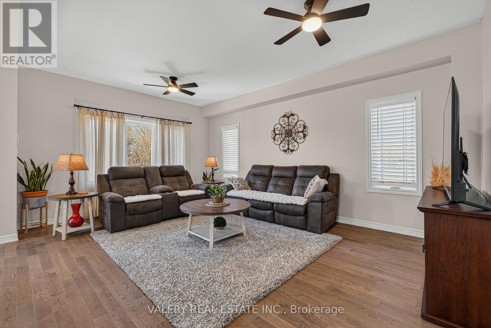 109 Ballantyne Avenue, North Perth, Ontario  N0G 1B0 - Photo 15 - X13449732