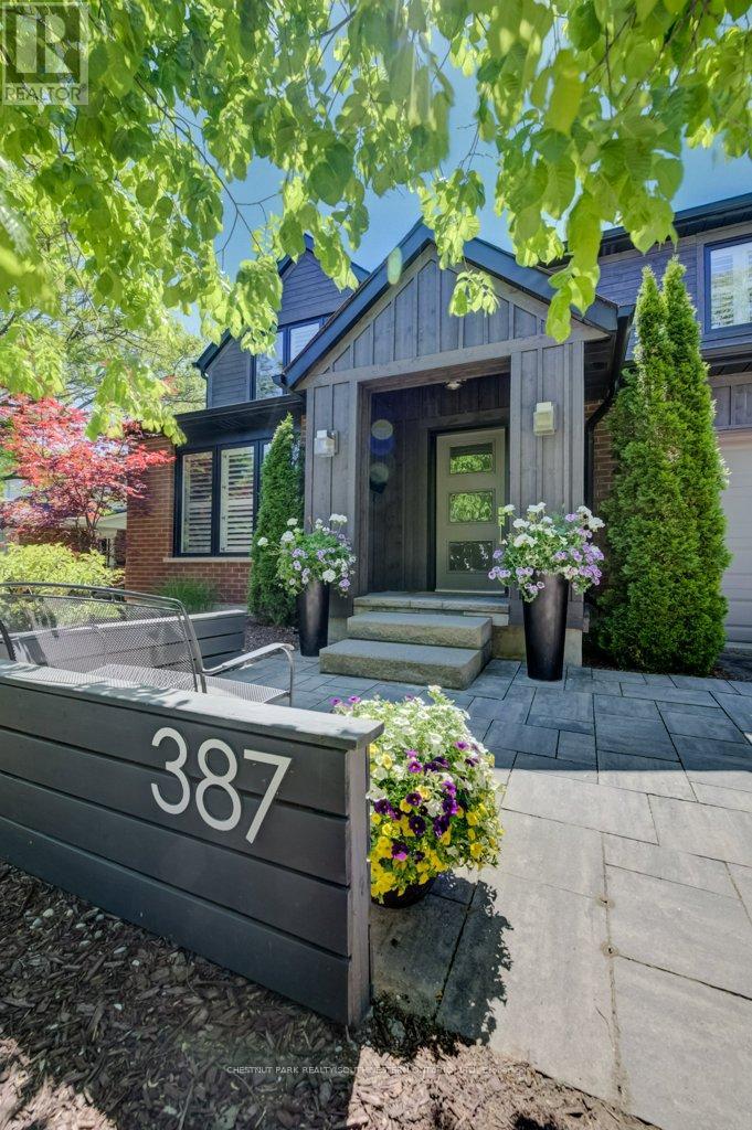 387 Stillmeadow Circle, Waterloo, Ontario  N2L 5M1 - Photo 2 - X13449772