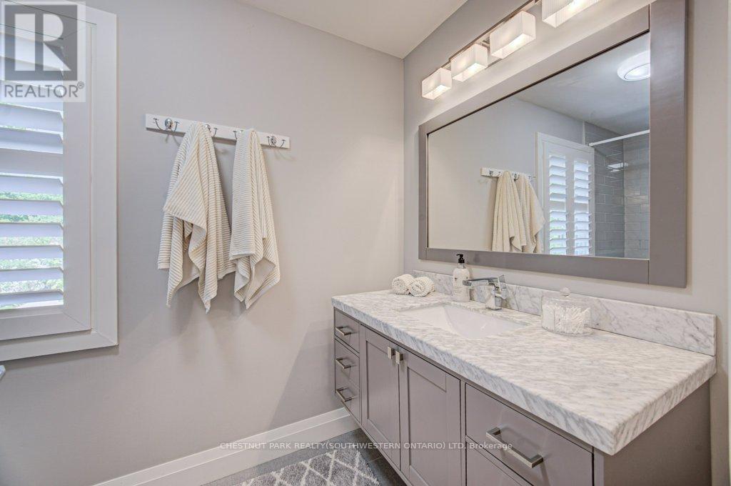 387 Stillmeadow Circle, Waterloo, Ontario  N2L 5M1 - Photo 26 - X13449772