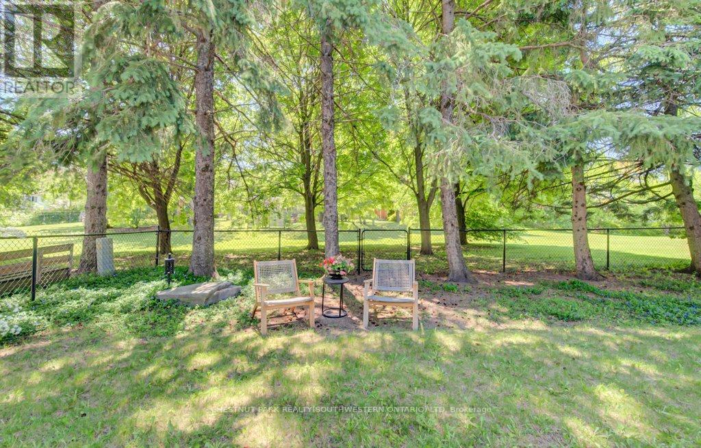 387 Stillmeadow Circle, Waterloo, Ontario  N2L 5M1 - Photo 41 - X13449772