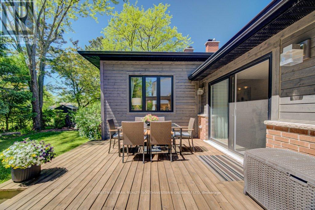 387 Stillmeadow Circle, Waterloo, Ontario  N2L 5M1 - Photo 45 - X13449772