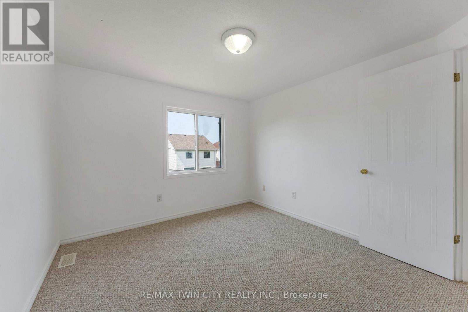 359 Highbrook Crescent, Kitchener, Ontario  N2E 3P5 - Photo 25 - X13449852