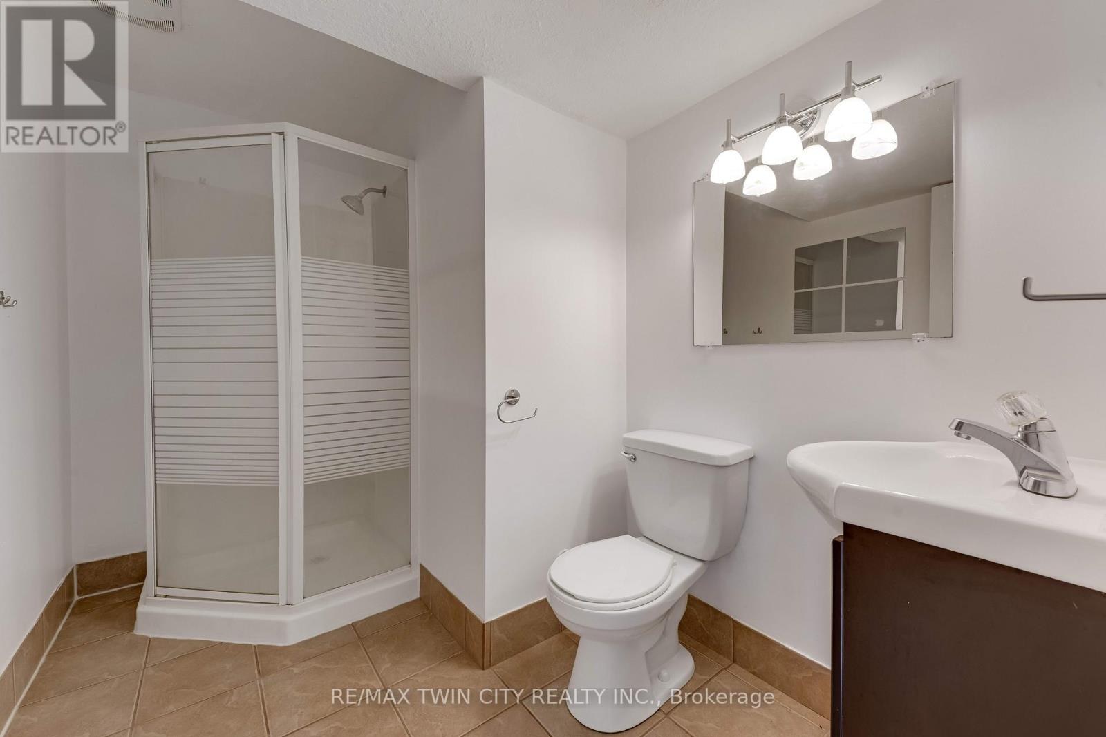 359 Highbrook Crescent, Kitchener, Ontario  N2E 3P5 - Photo 32 - X13449852