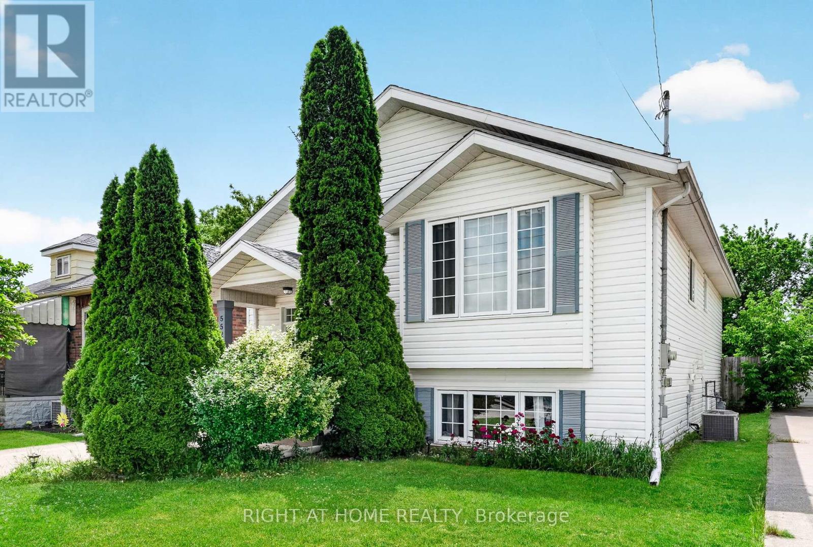 5524 Fraser Street, Niagara Falls, Ontario  L2E 3C9 - Photo 2 - X13449872