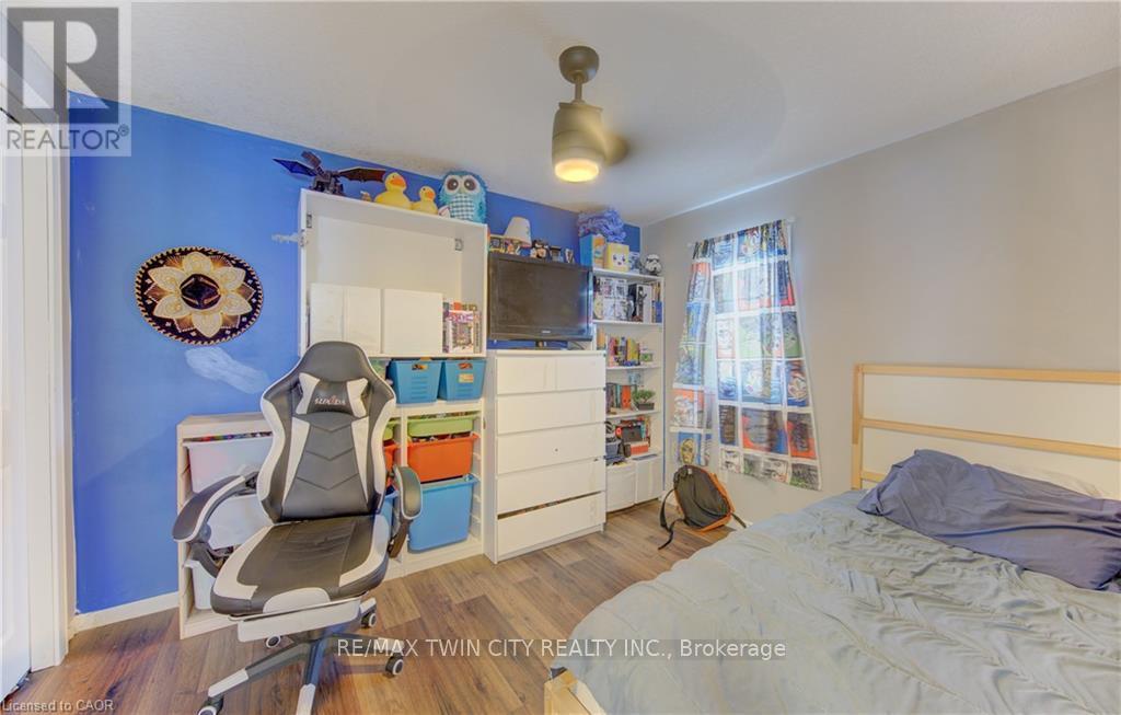 39 Chantilly Street, Kitchener, Ontario  N2R 1V7 - Photo 30 - X13449920