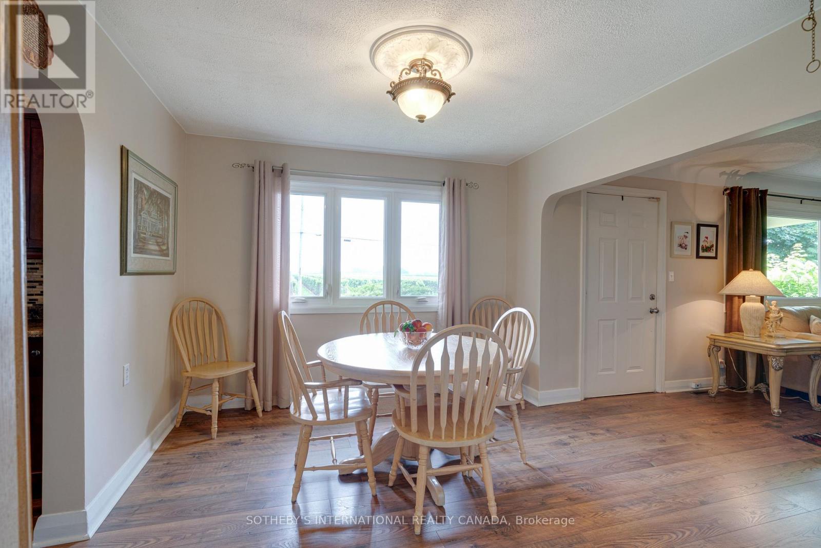 202 Hunter Road, Niagara-On-The-Lake, Ontario  L0S 1J0 - Photo 13 - X13449964