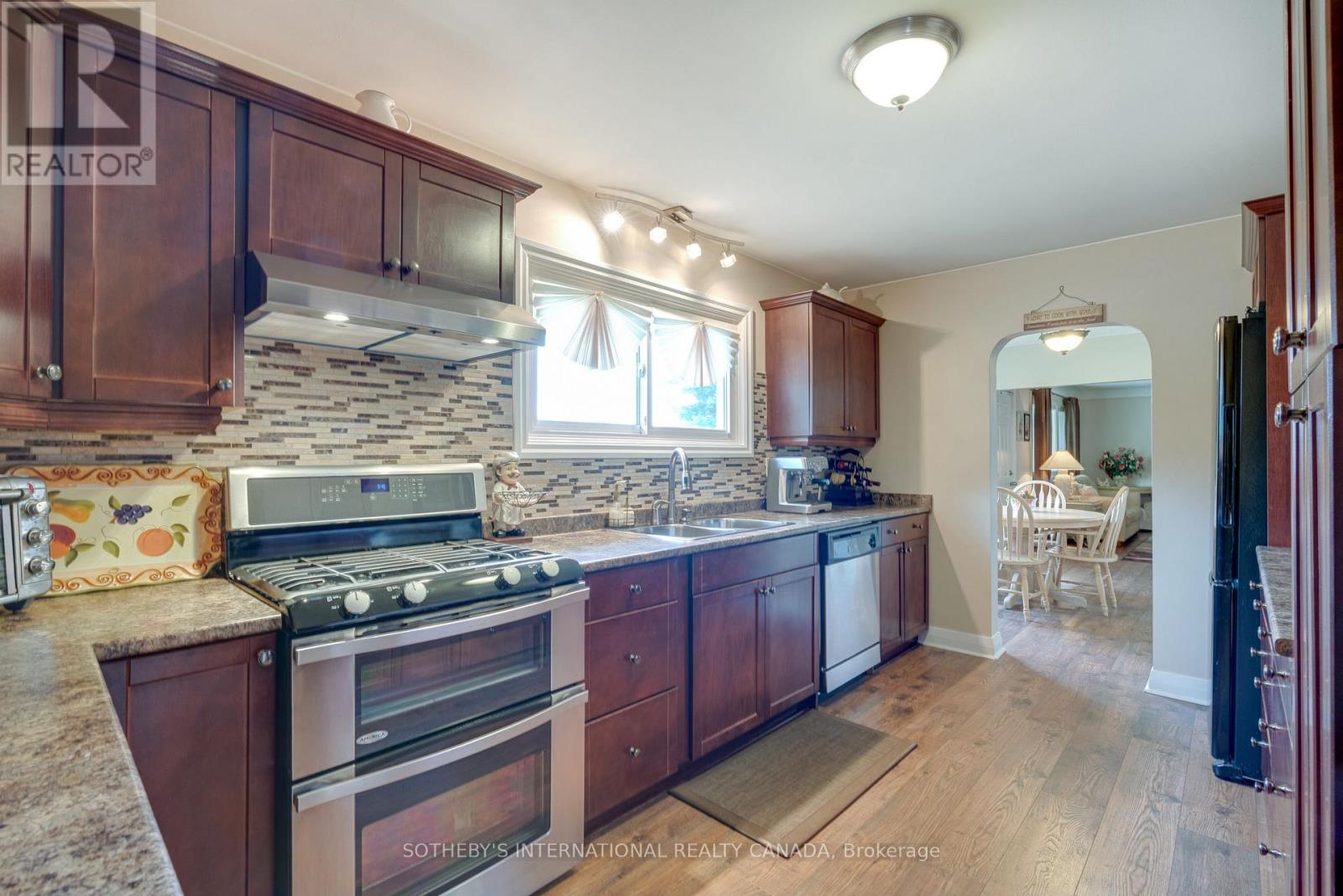 202 Hunter Road, Niagara-On-The-Lake, Ontario  L0S 1J0 - Photo 8 - X13449964