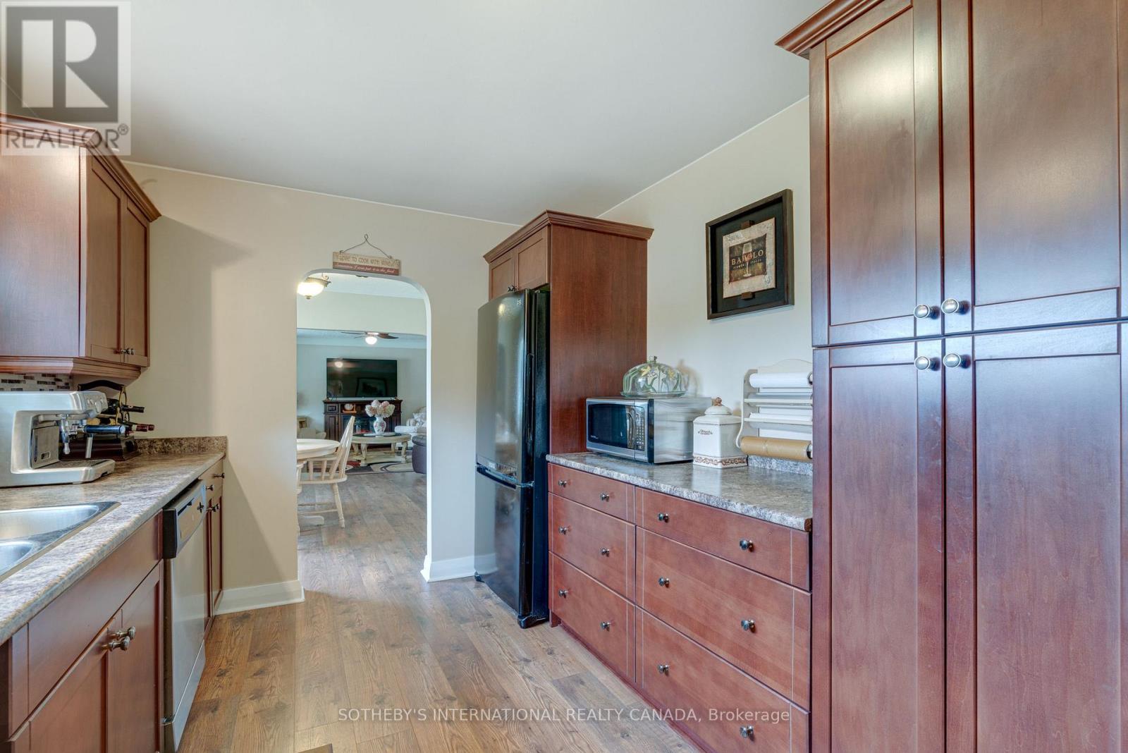 202 Hunter Road, Niagara-On-The-Lake, Ontario  L0S 1J0 - Photo 9 - X13449964
