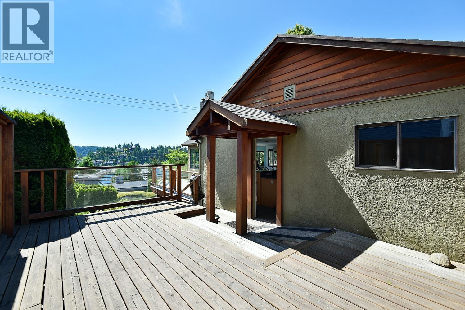 511 S Fletcher Road, Gibsons, British Columbia  V0N 1V8 - Photo 16 - R3136333