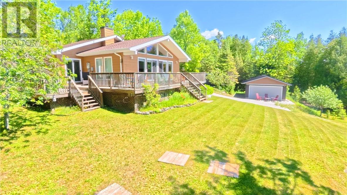 210 Kokomo Trail, Tehkummah, Ontario  P0P 2C0 - Photo 2 - 2127077