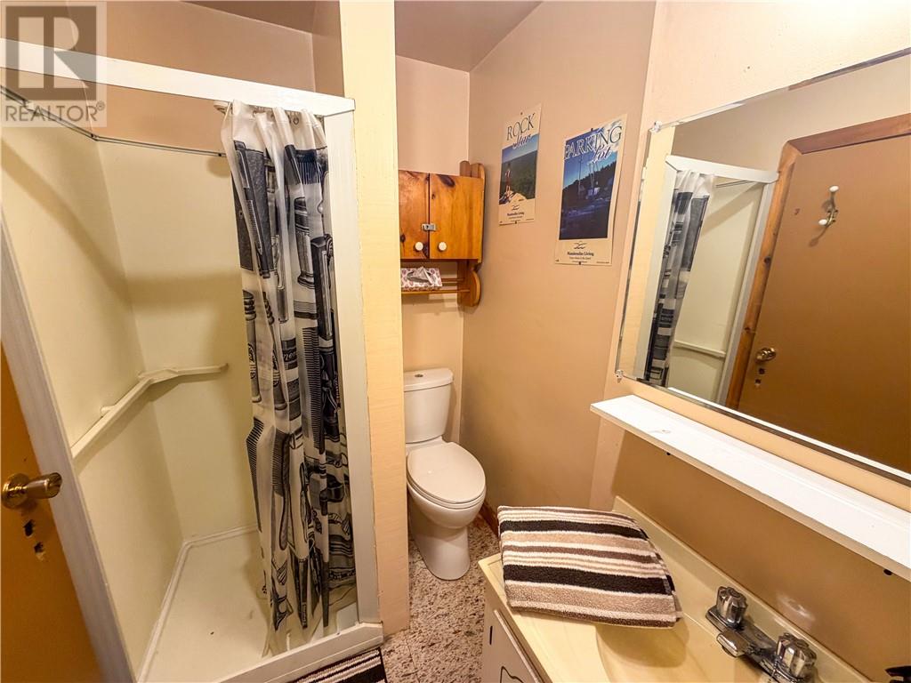 209 Cress, Mindemoya, Ontario  P0P 1S0 - Photo 15 - 2128528