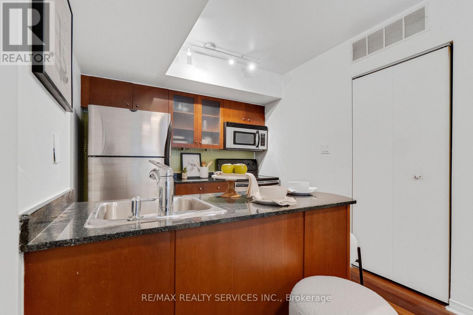 632 - 38 Western Battery Road, Toronto, Ontario  M6K 3N9 - Photo 8 - C13001158