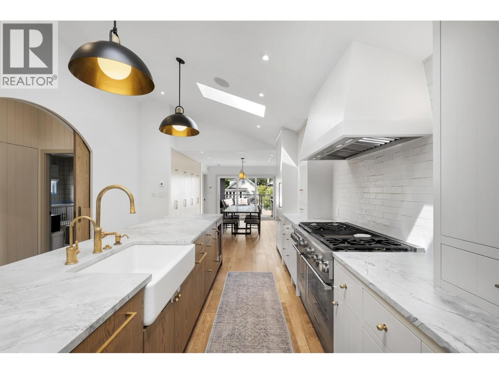 653 W 18th Avenue, Vancouver, British Columbia  V5Z 1V9 - Photo 5 - R3136209